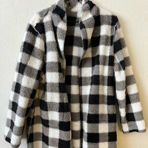 This coat comes from Urban Planet. It was worn only 3 times. Super comfortable